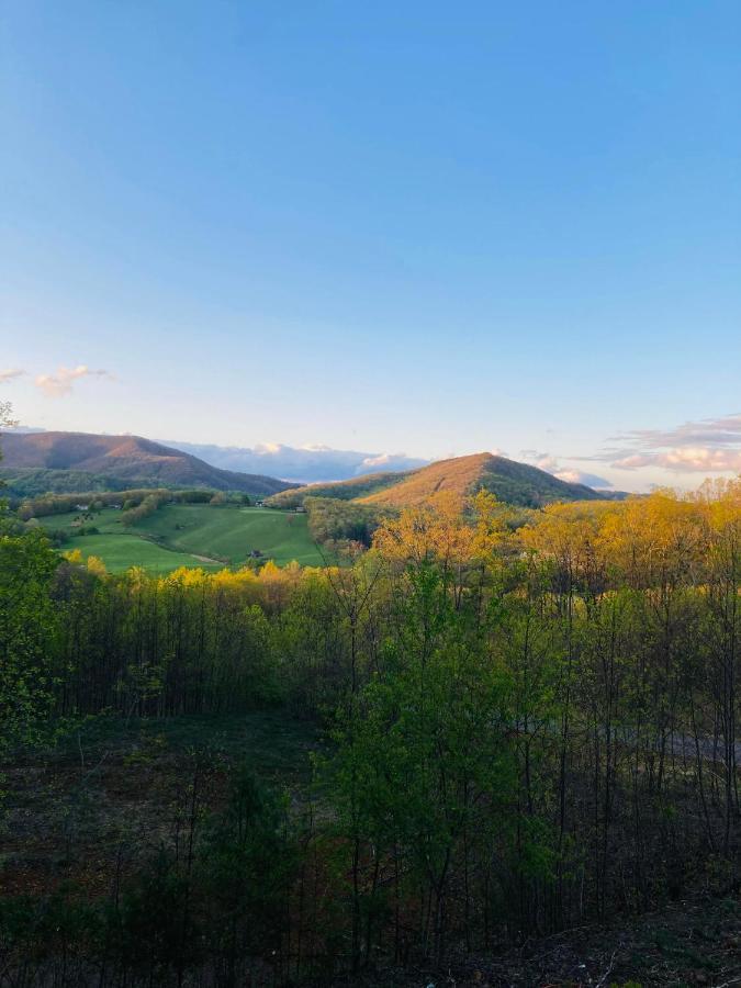 Blue Sky Cabin - Built In 2023 This 3 Bed 2,5 Bath Home Has Gorgeous Views Jefferson Bagian luar foto